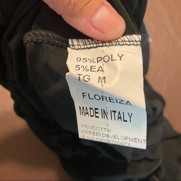 Floreiza Women’s Black Faux Leather Side Striped Lightweight Legging Size M EUC - Picture 9 of 9